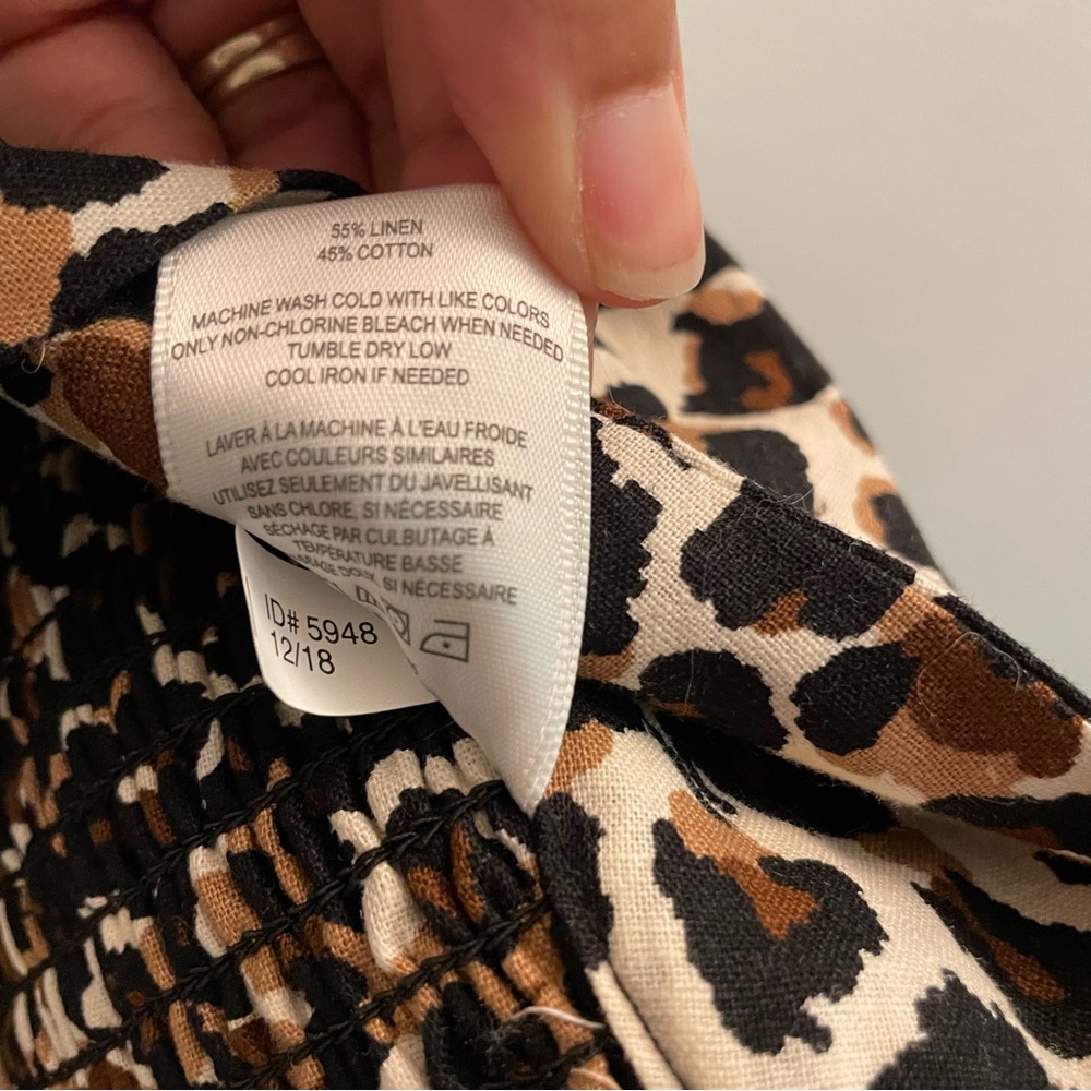 Express x Rocky Barnes Bandeau Top - Picture 3 of 4